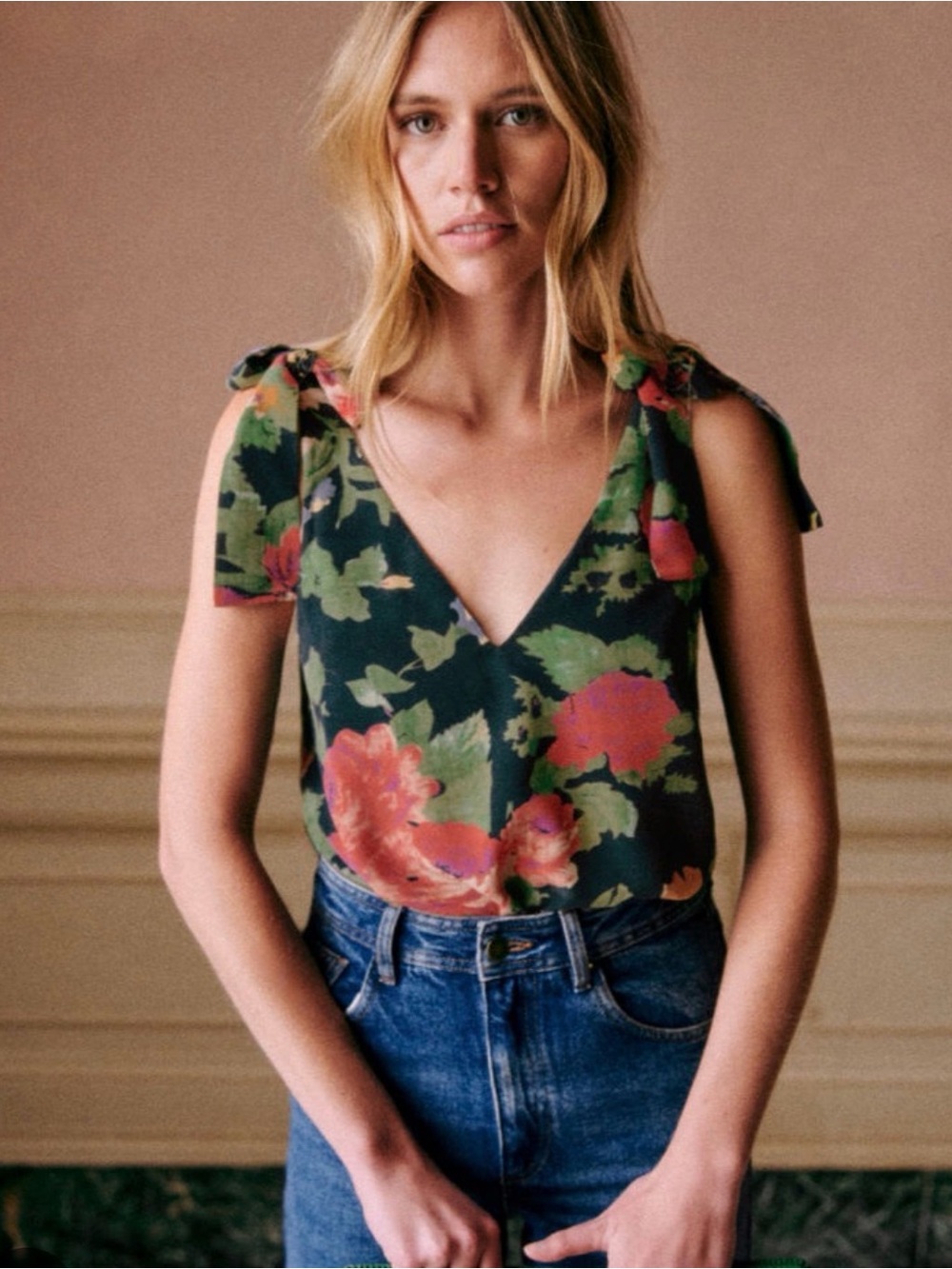 Sezane Lara Tie Shoulder Blouse in Navy Floral Size 36/4